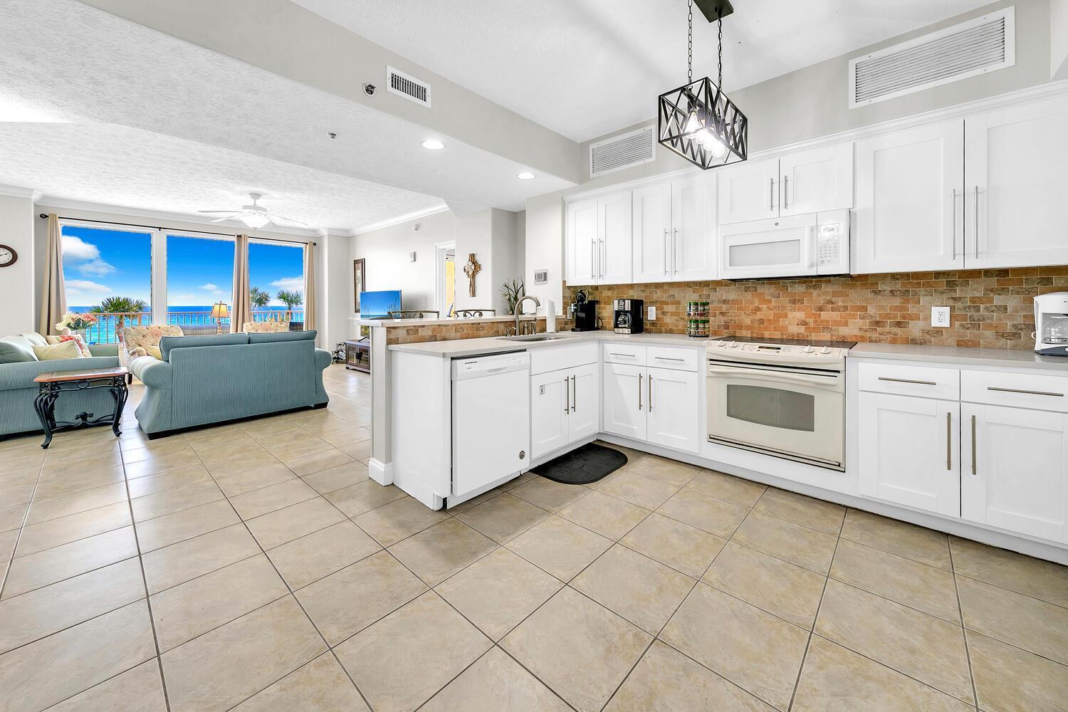 Gulf Crest 205 - Awesome Gulf Views - Huge Balcony *