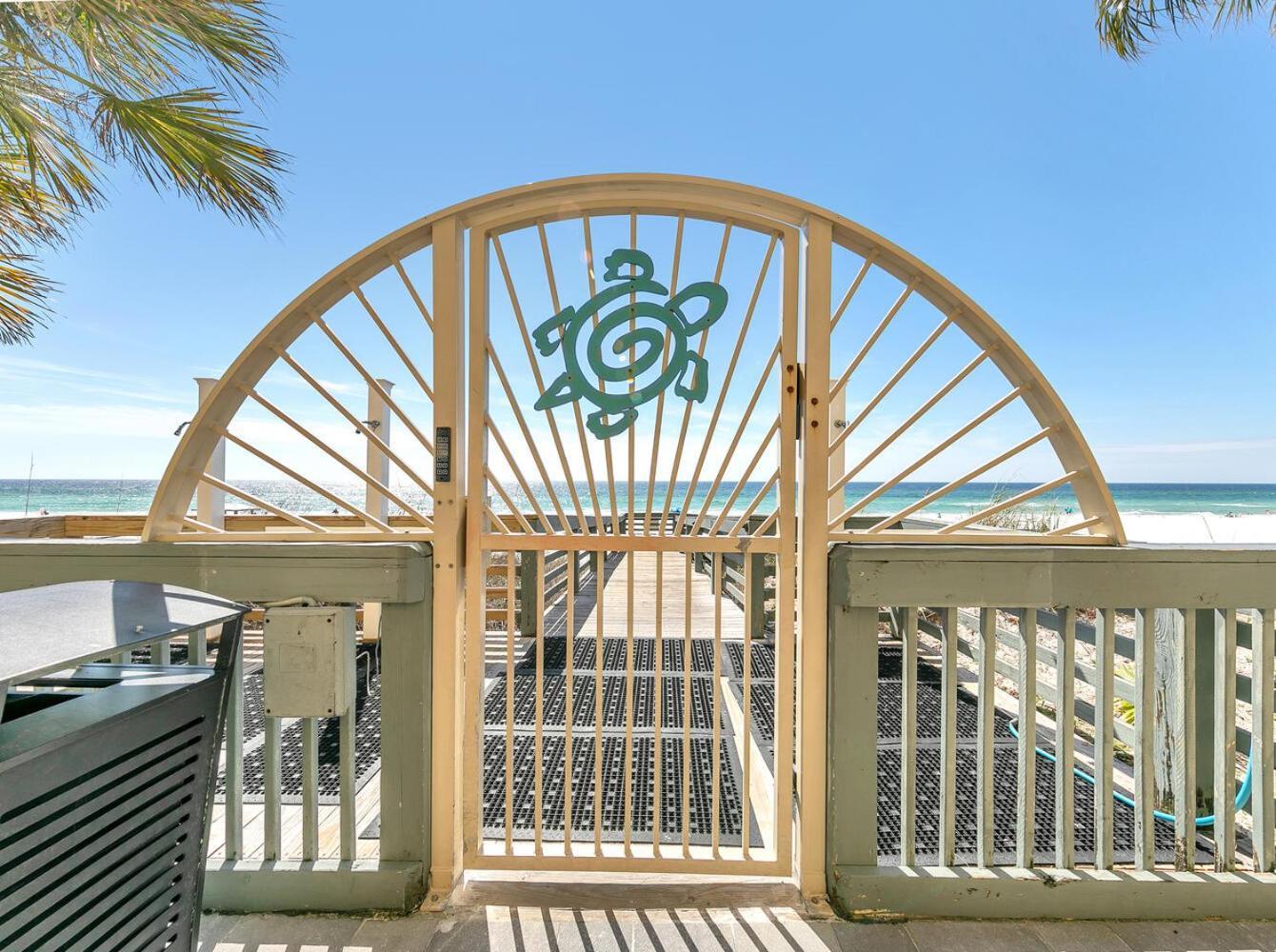 Gulf Crest 205 - Awesome Gulf Views - Huge Balcony Apartment